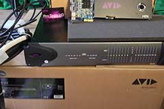 חדש מהאריזה כרטיס קול במחיר 120,000 שקל - AVID